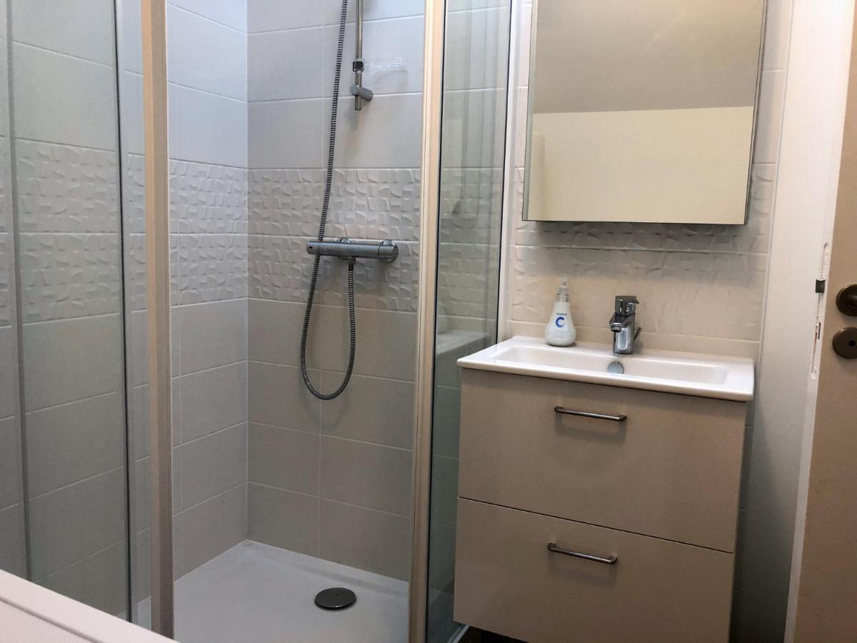 Logement Dans Le Vieux Tours Apartamento Exterior foto
