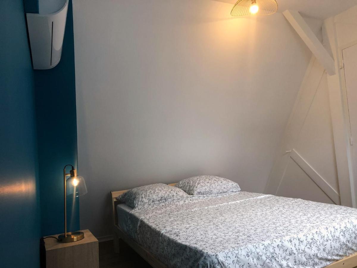 Logement Dans Le Vieux Tours Apartamento Exterior foto