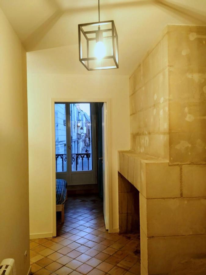 Logement Dans Le Vieux Tours Apartamento Exterior foto